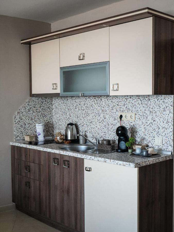 Studios Sea View Primorsko Buitenkant foto